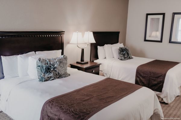Eastland Suites Hotel & Conference Center Bloomington
